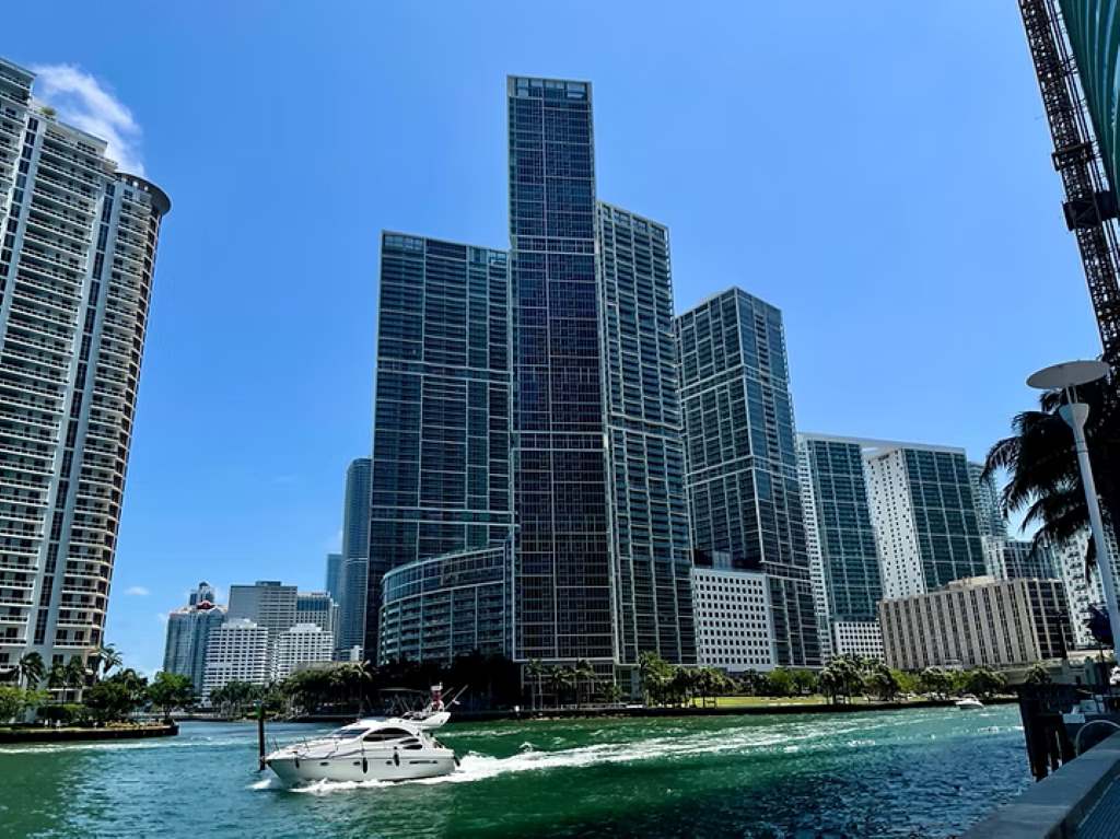 Tips to Avoid Evictions in Brickell