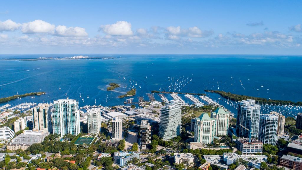 Tropical Beauty Meets Urban Convenience